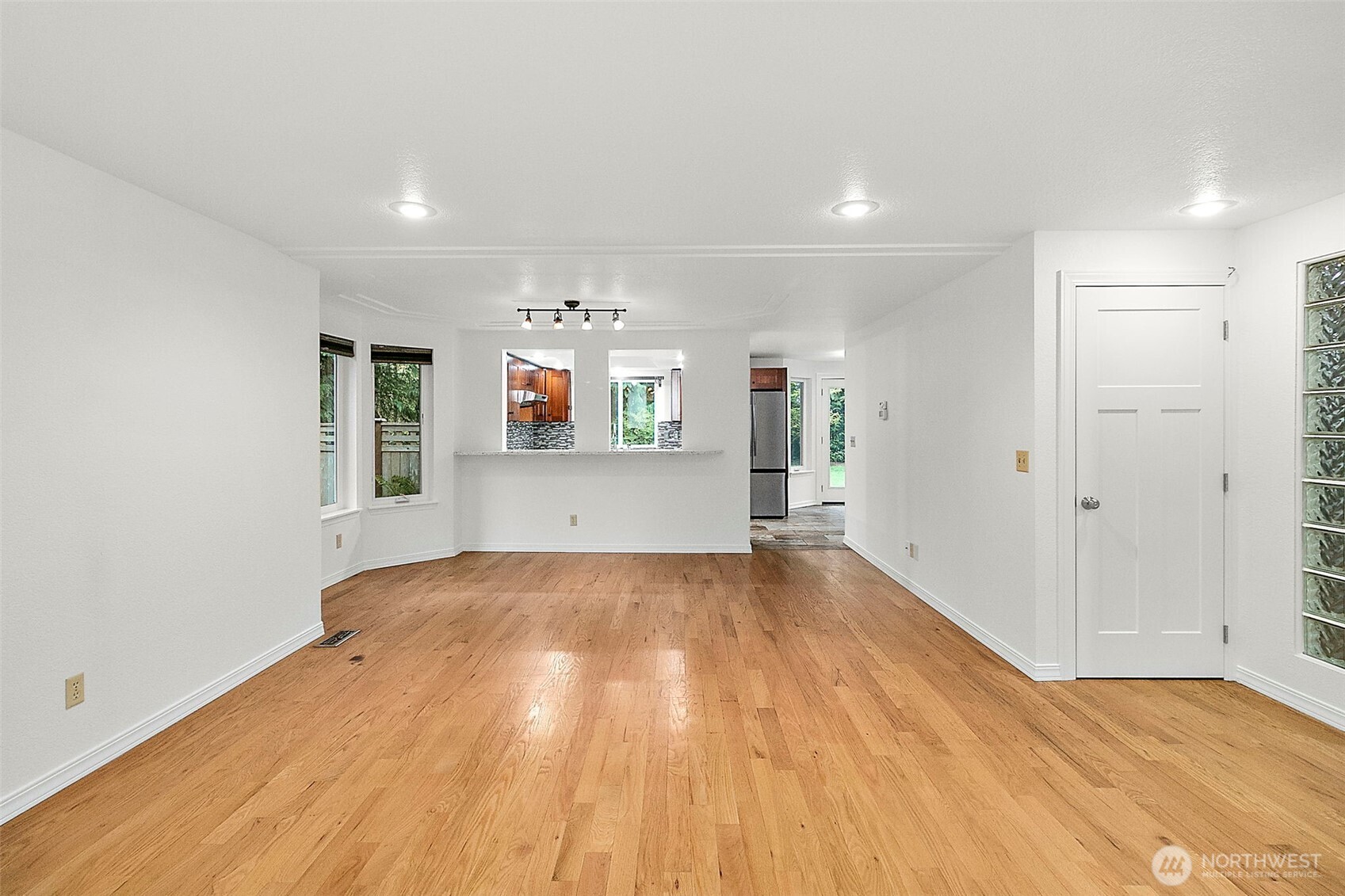 14930 NE 204th Street , Woodinville, WA 98072