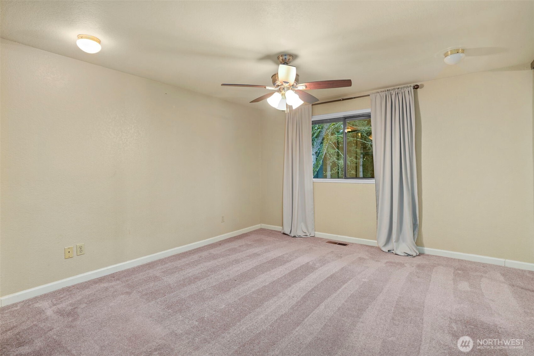 13147 113th Place NE, Kirkland, WA 98034