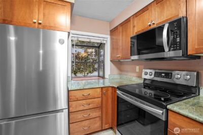 13147 113th Place NE, Kirkland, WA 98034 - Photo 5