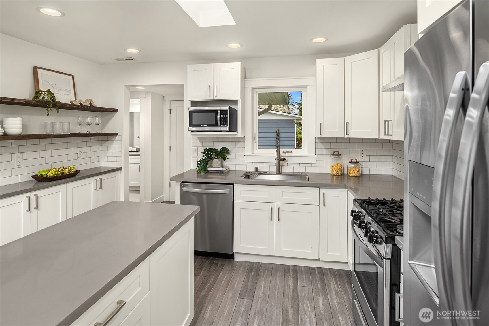 21625 92nd Avenue W, Edmonds, WA 98020