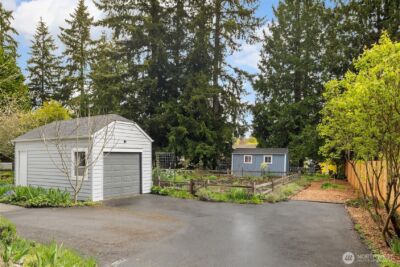 21625 92nd Avenue W, Edmonds, WA 98020 - Photo 32