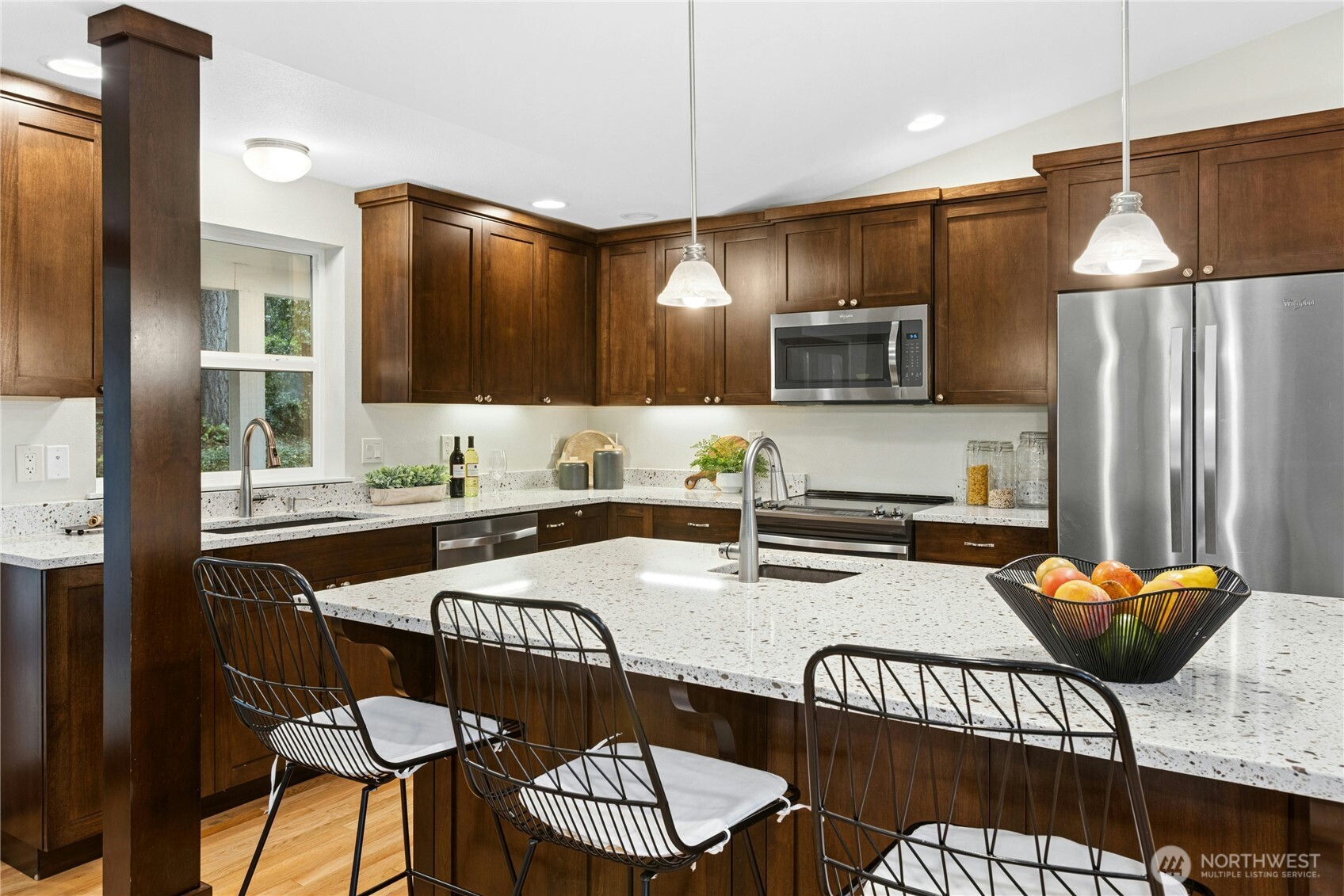 585 Mt Index Place SW, Issaquah, WA 98027