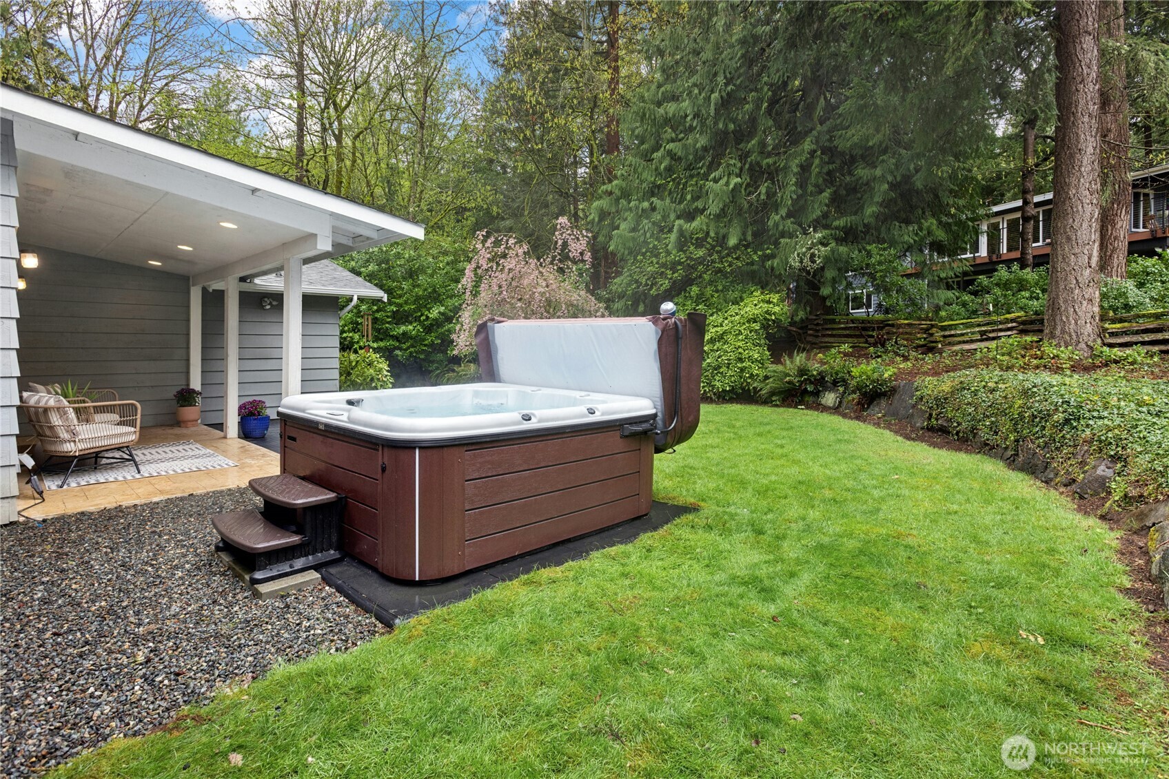 585 Mt Index Place SW, Issaquah, WA 98027