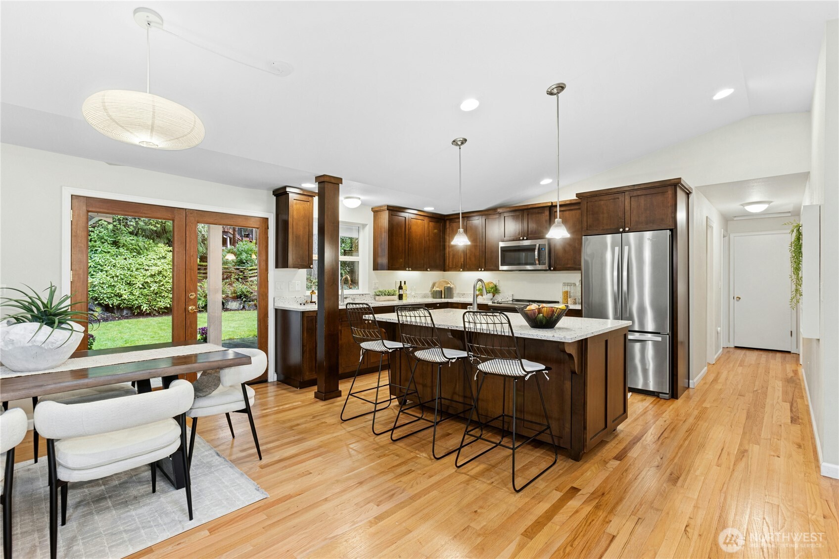 585 Mt Index Place SW, Issaquah, WA 98027