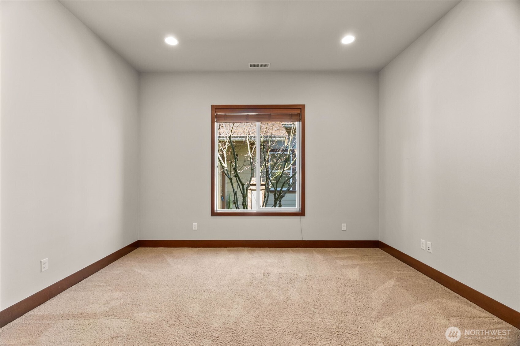 8235 Orcas Loop NE, Olympia, WA 98516