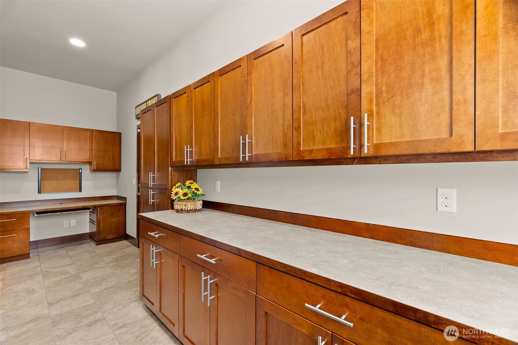 8235 Orcas Loop NE, Olympia, WA 98516