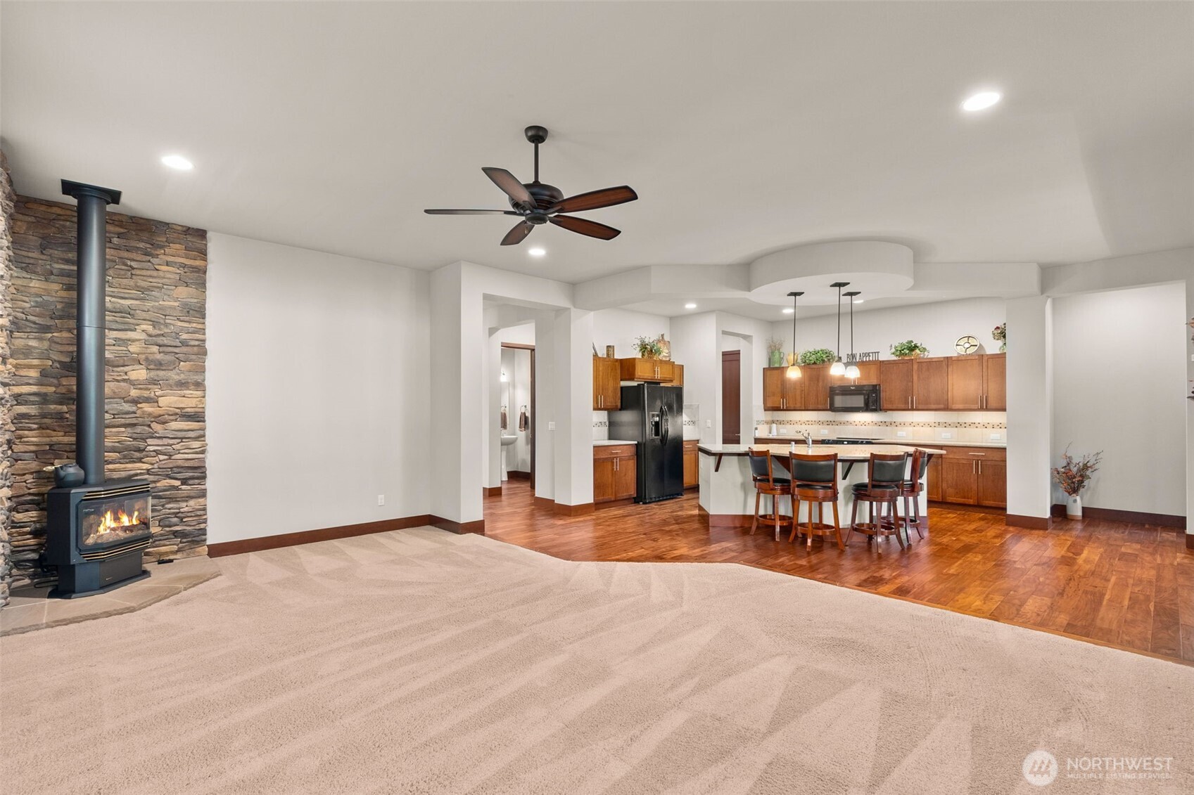 8235 Orcas Loop NE, Olympia, WA 98516