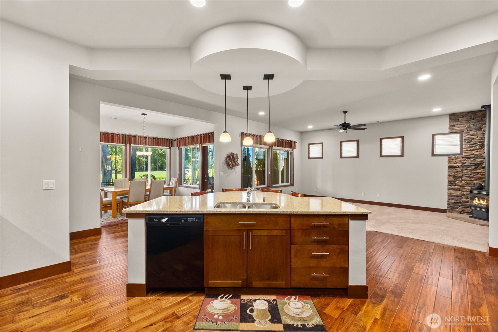8235 Orcas Loop NE, Olympia, WA 98516