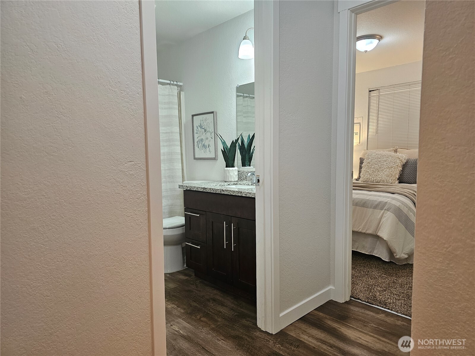 406 E Pioneer Street #A, Granite Falls, WA 98252