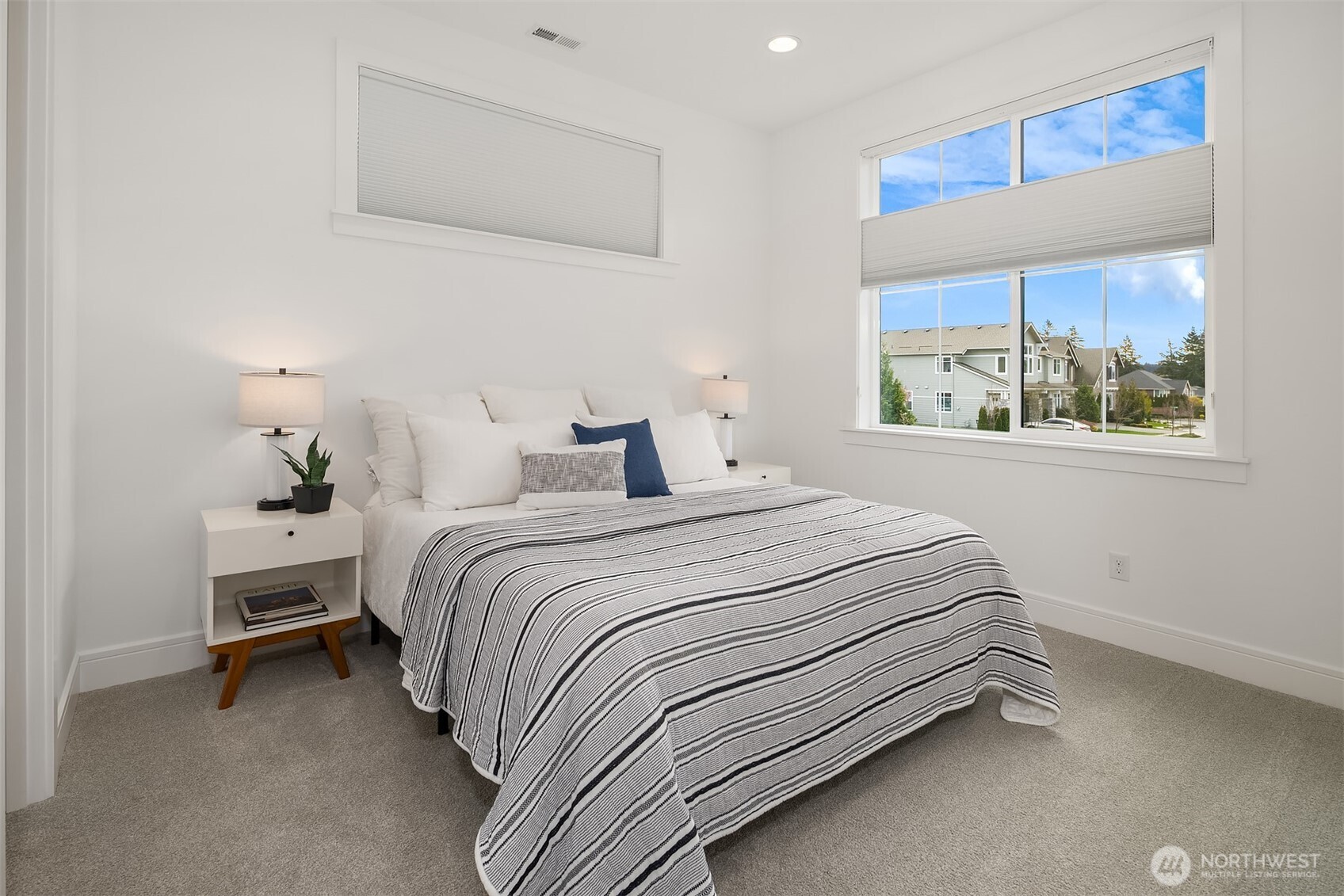 11292 SE 61st Place , Bellevue, WA 98006