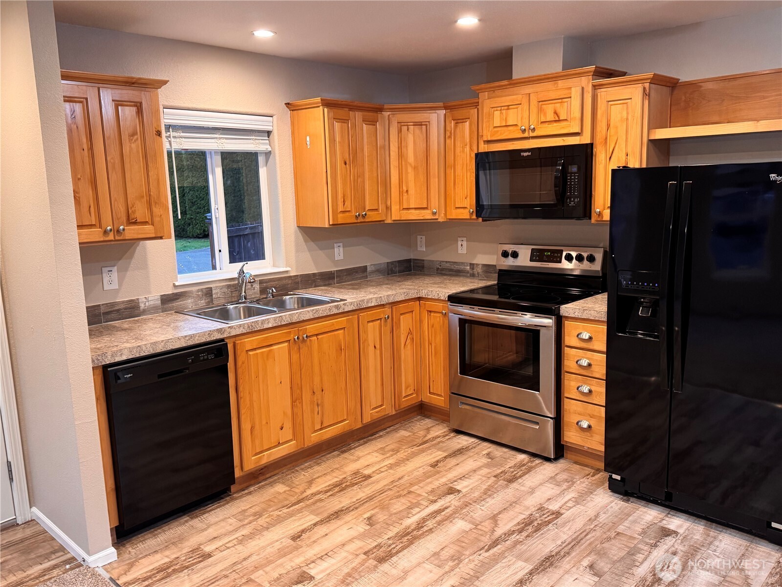 23708 Locust Way #1, Bothell, WA 98021