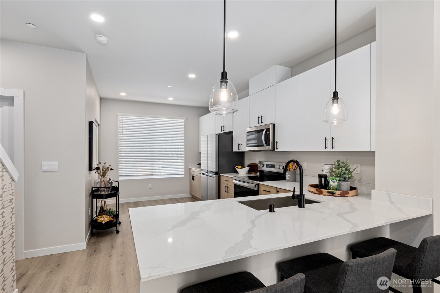 16111 36th Avenue W #D2, Lynnwood, WA 98087