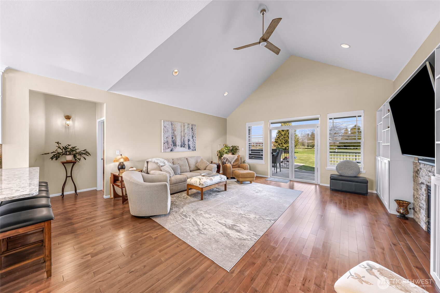 127 E Homestead Boulevard , Lynden, WA 98264