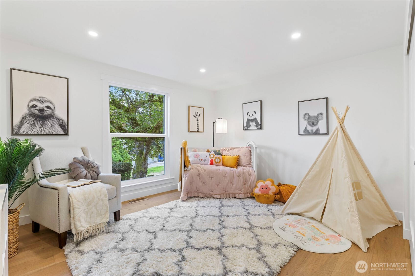 2457 168th Place NE, Bellevue, WA 98008