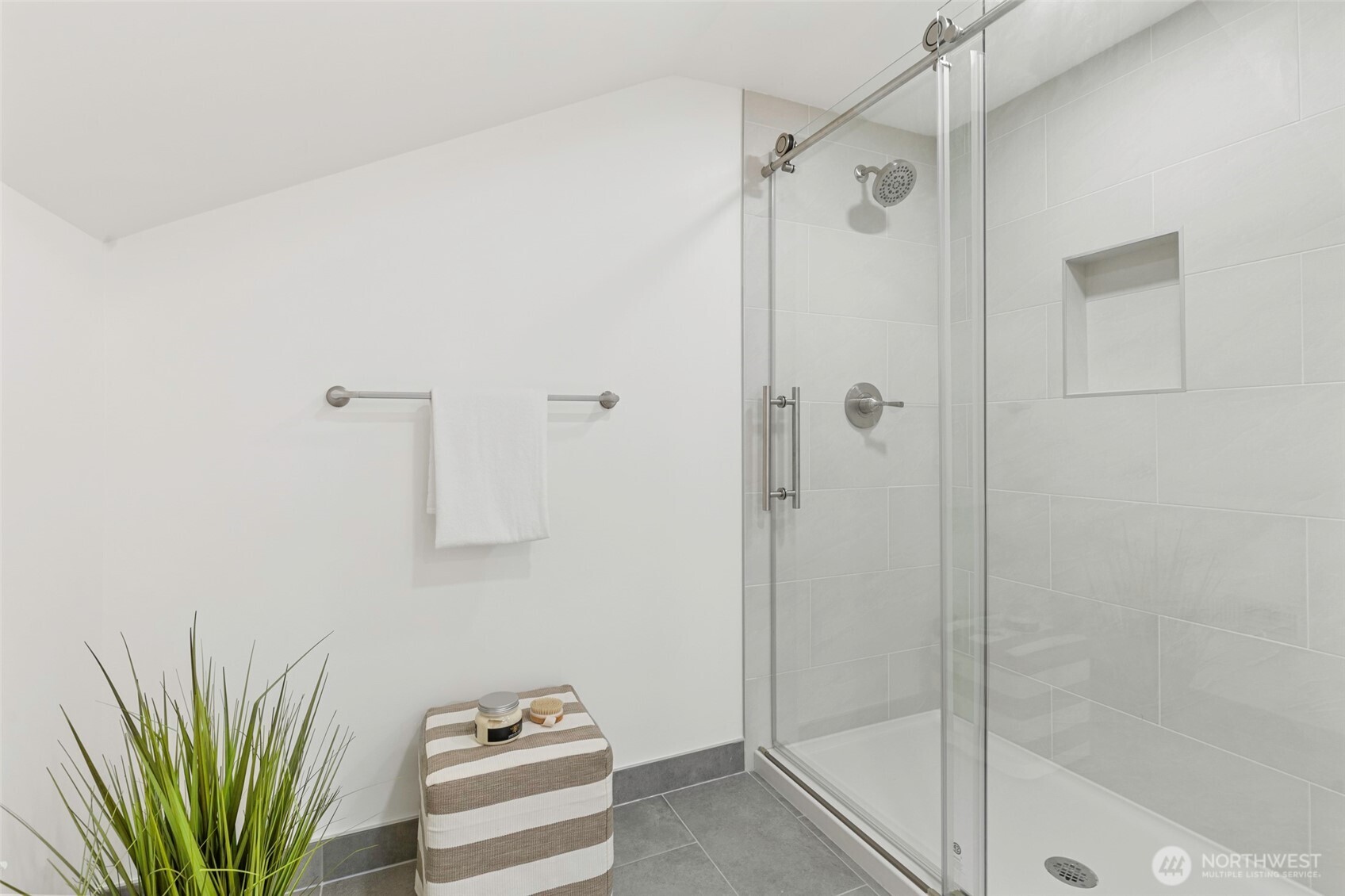 2457 168th Place NE, Bellevue, WA 98008
