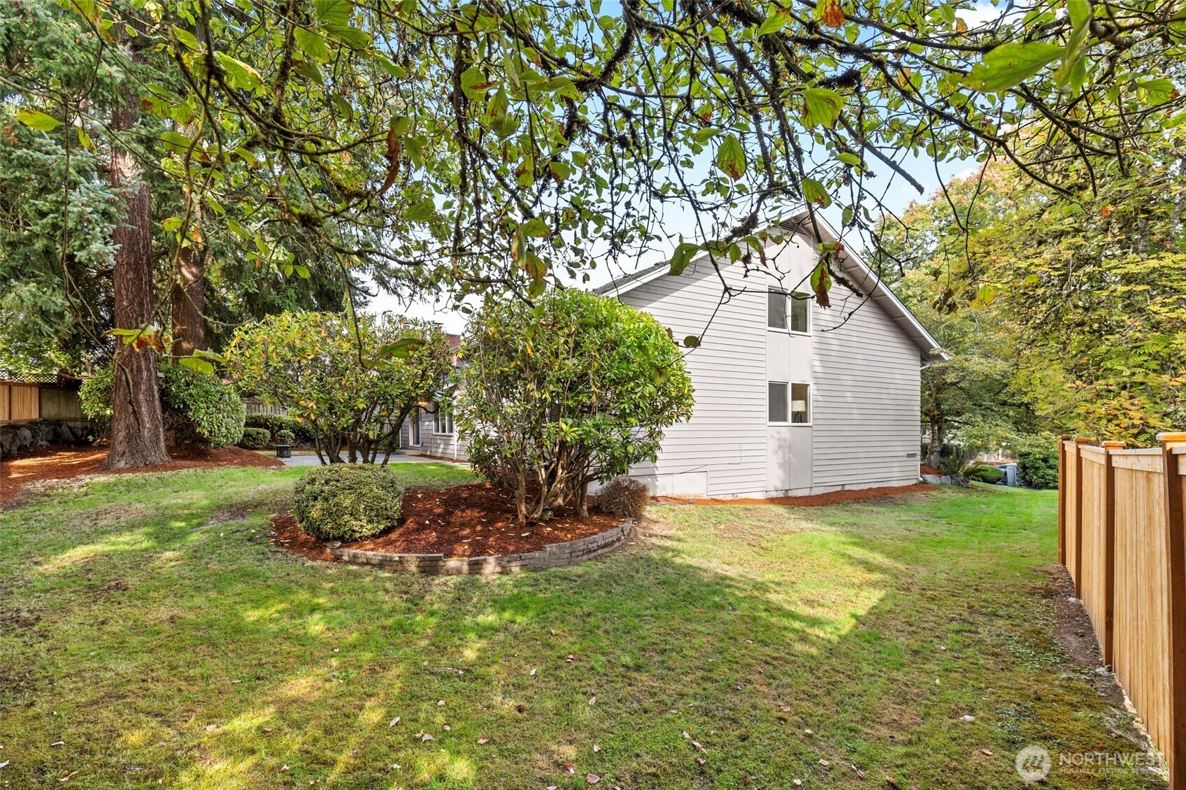 2457 168th Place NE, Bellevue, WA 98008