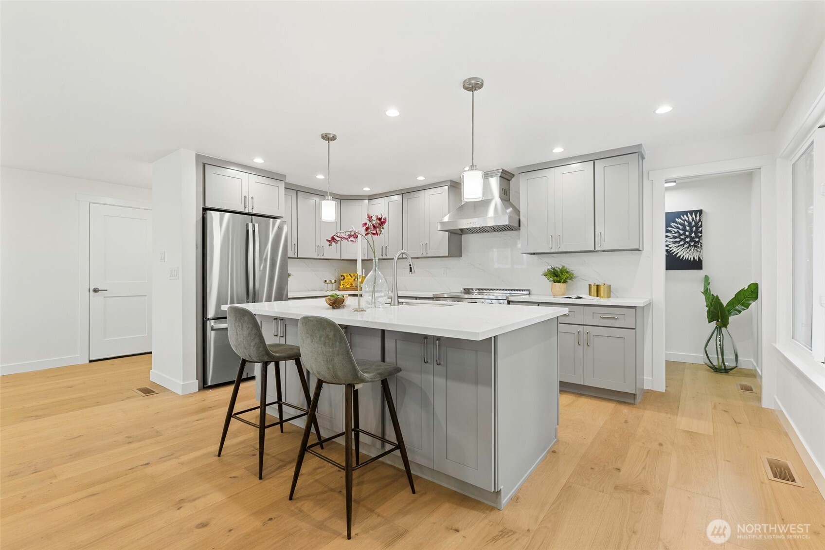 2457 168th Place NE, Bellevue, WA 98008