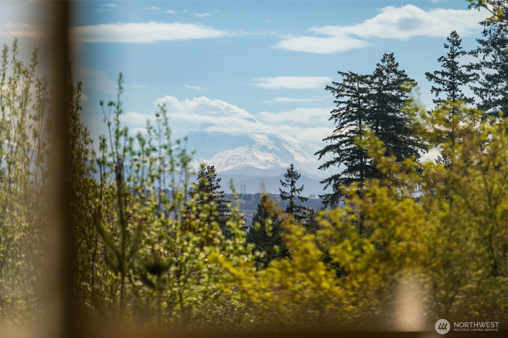 5823 NW Inglewood Court , Camas, WA 98607