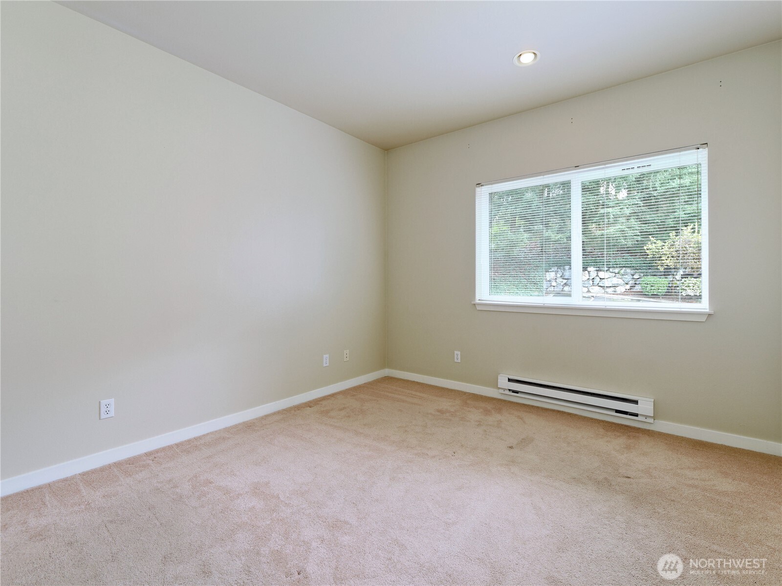 12012 NE 204th Place #C201, Bothell, WA 98011