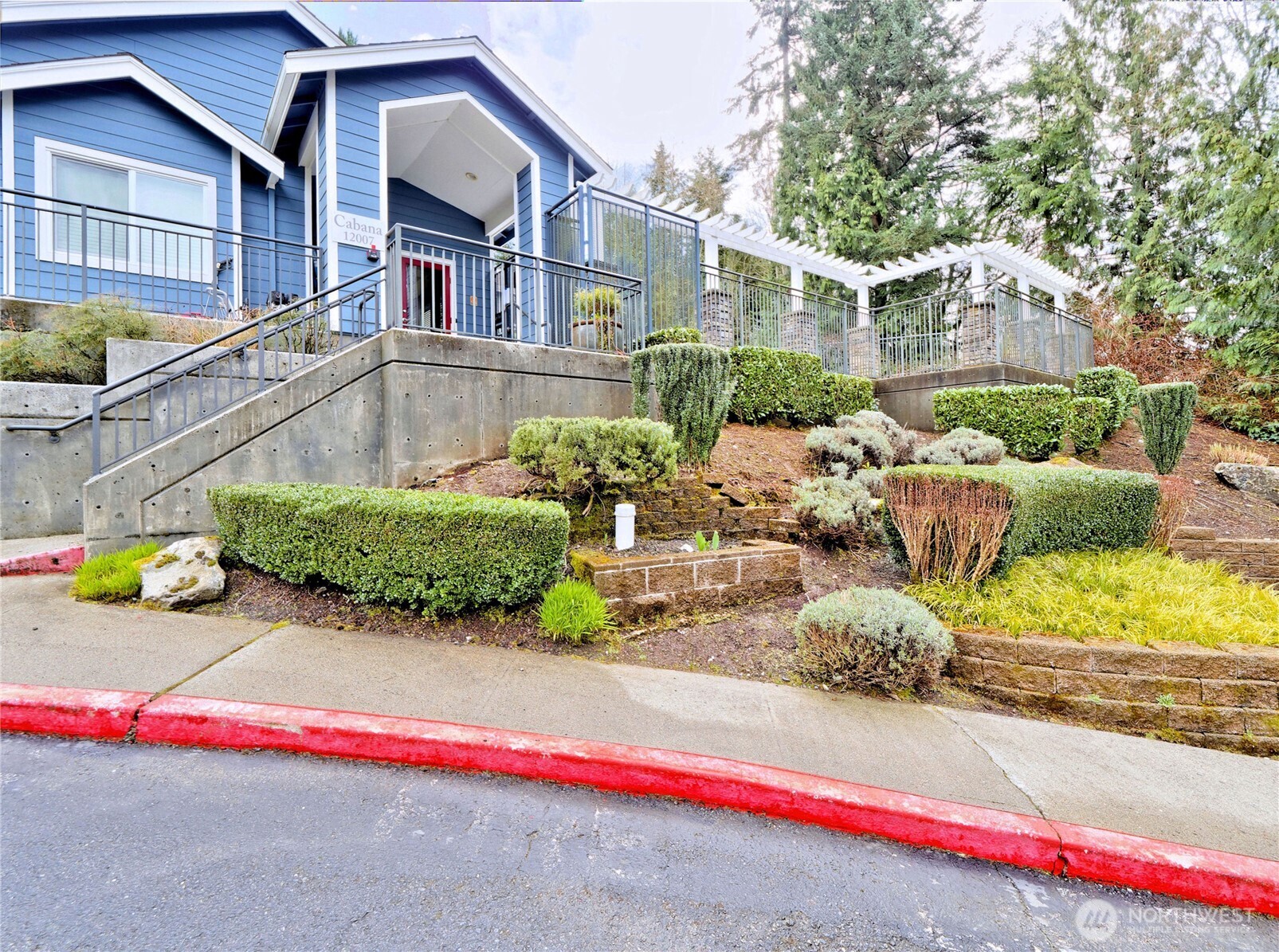 12012 NE 204th Place #C201, Bothell, WA 98011