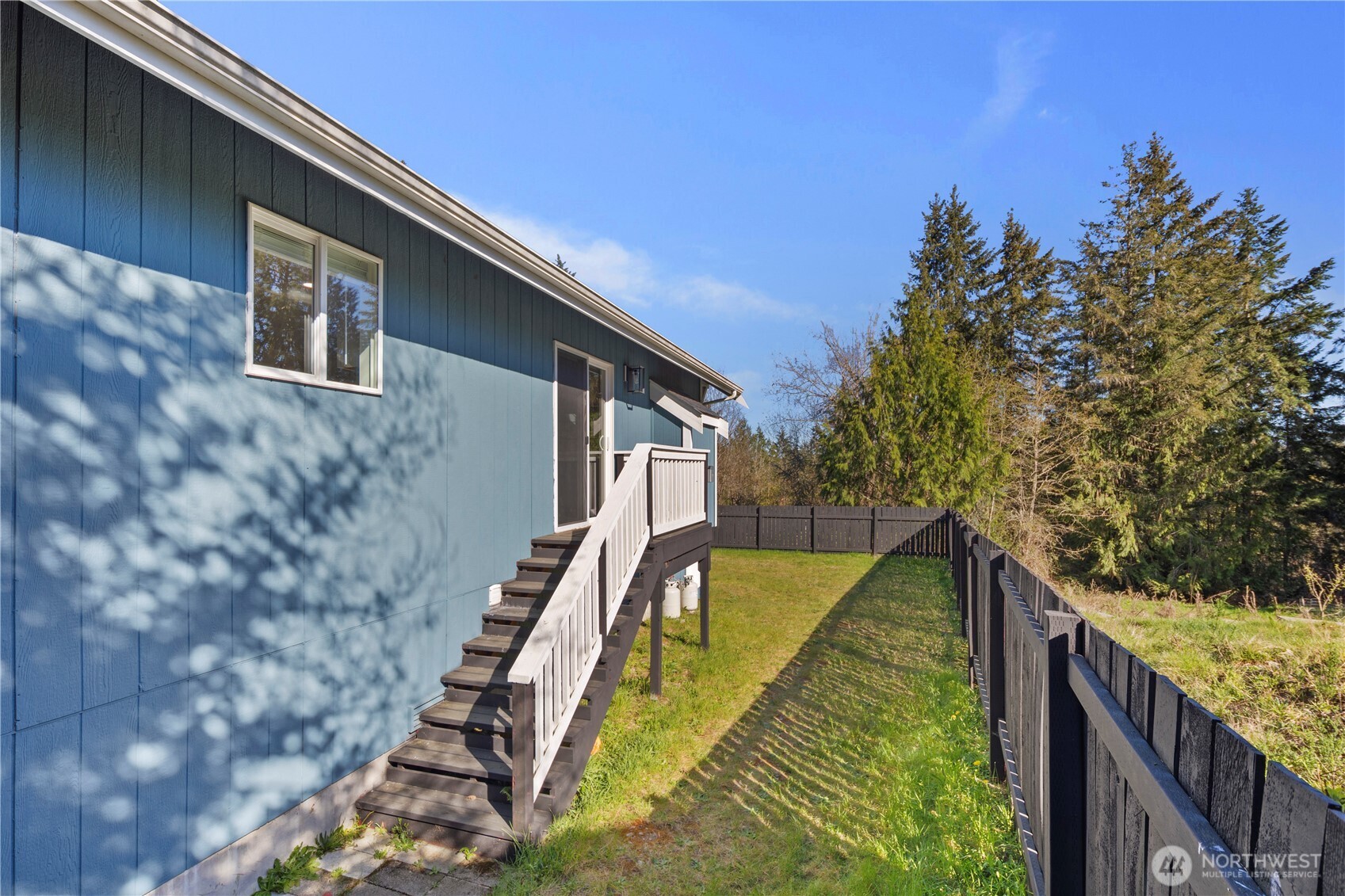 61 E Channel Drive , Allyn, WA 98524