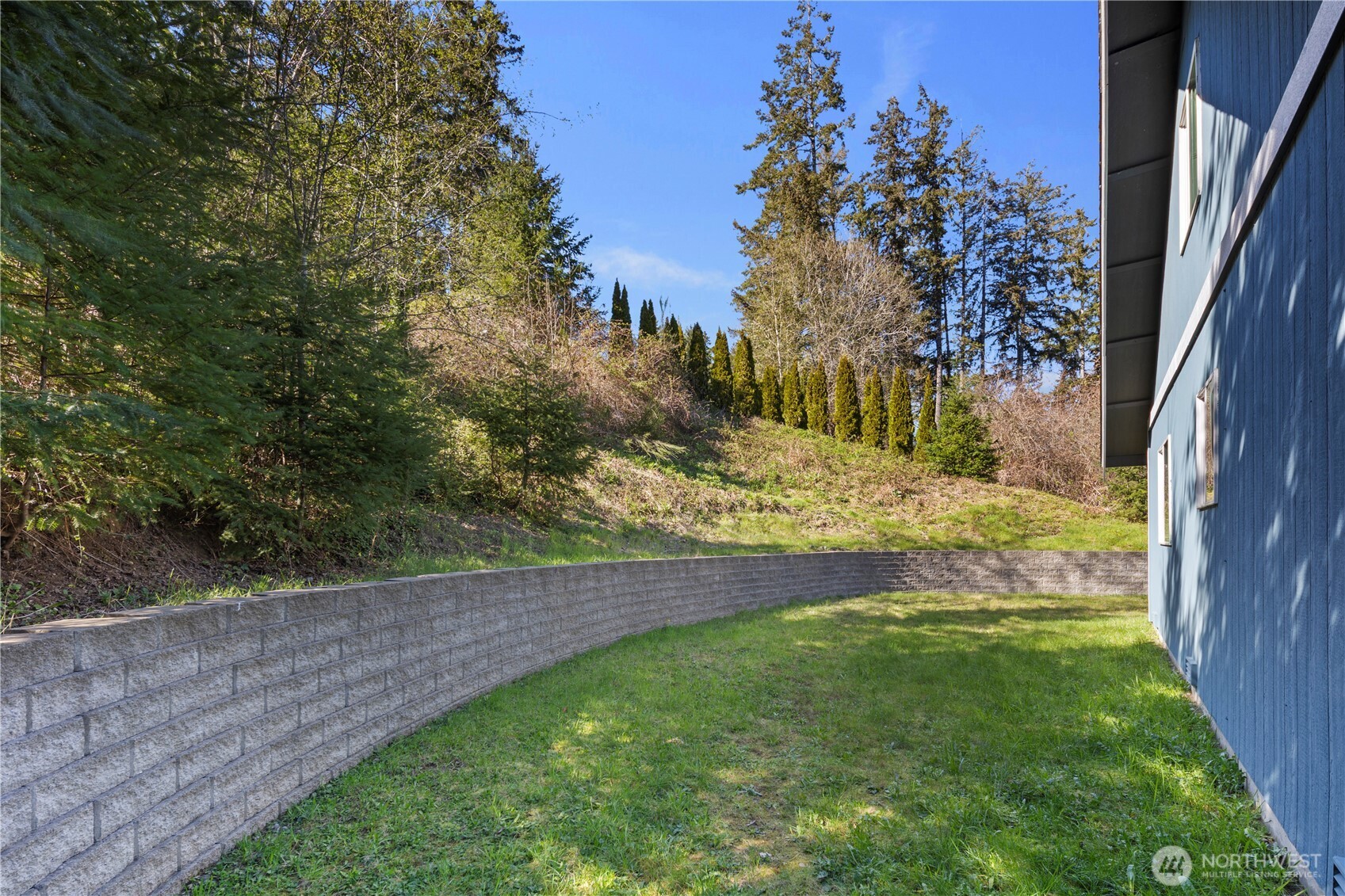 61 E Channel Drive , Allyn, WA 98524