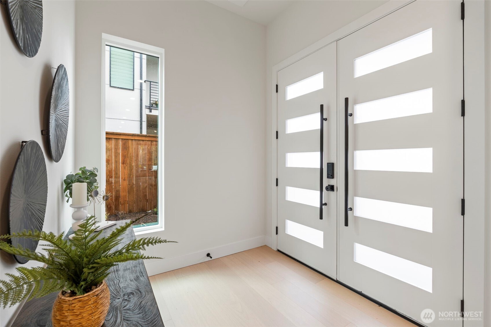 24257 SE 26th Place , Sammamish, WA 98075