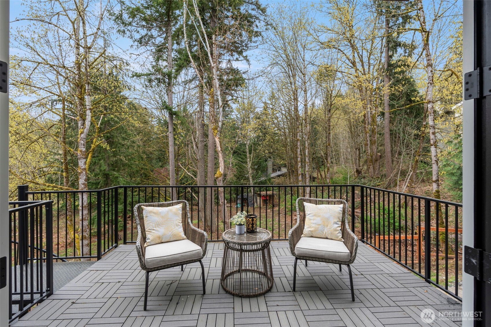 24257 SE 26th Place , Sammamish, WA 98075