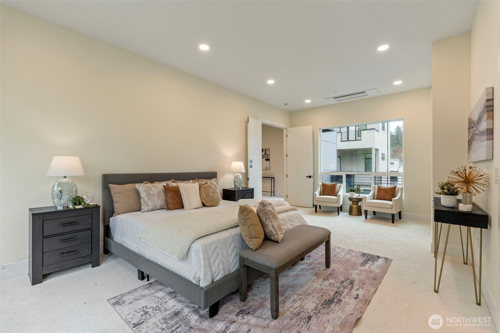 24257 SE 26th Place , Sammamish, WA 98075