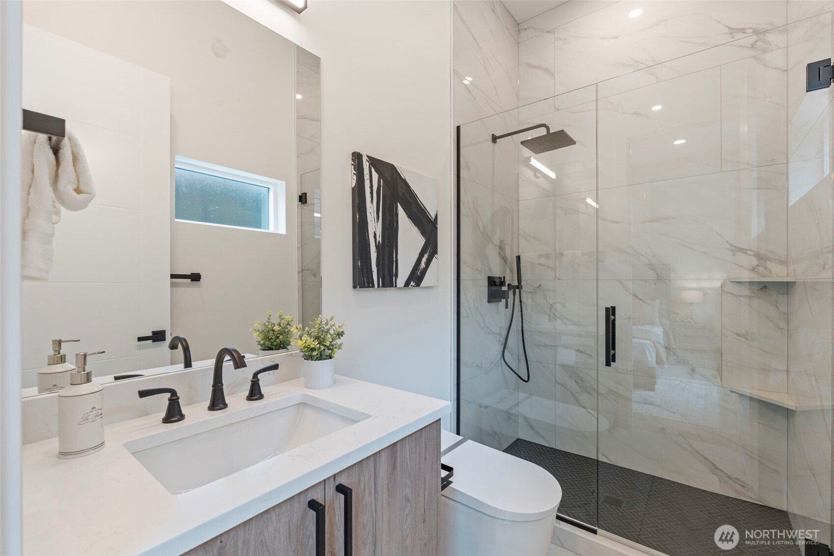 24257 SE 26th Place , Sammamish, WA 98075