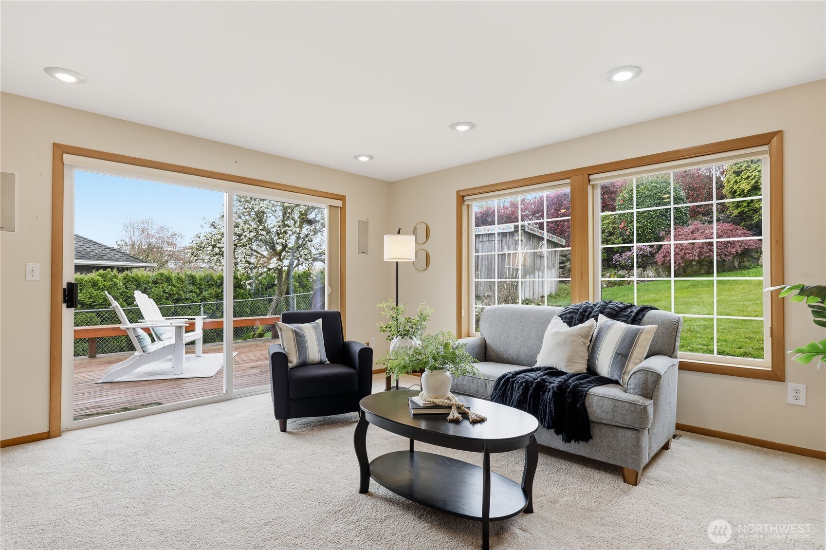 17851 9th Avenue NE, Poulsbo, WA 98370