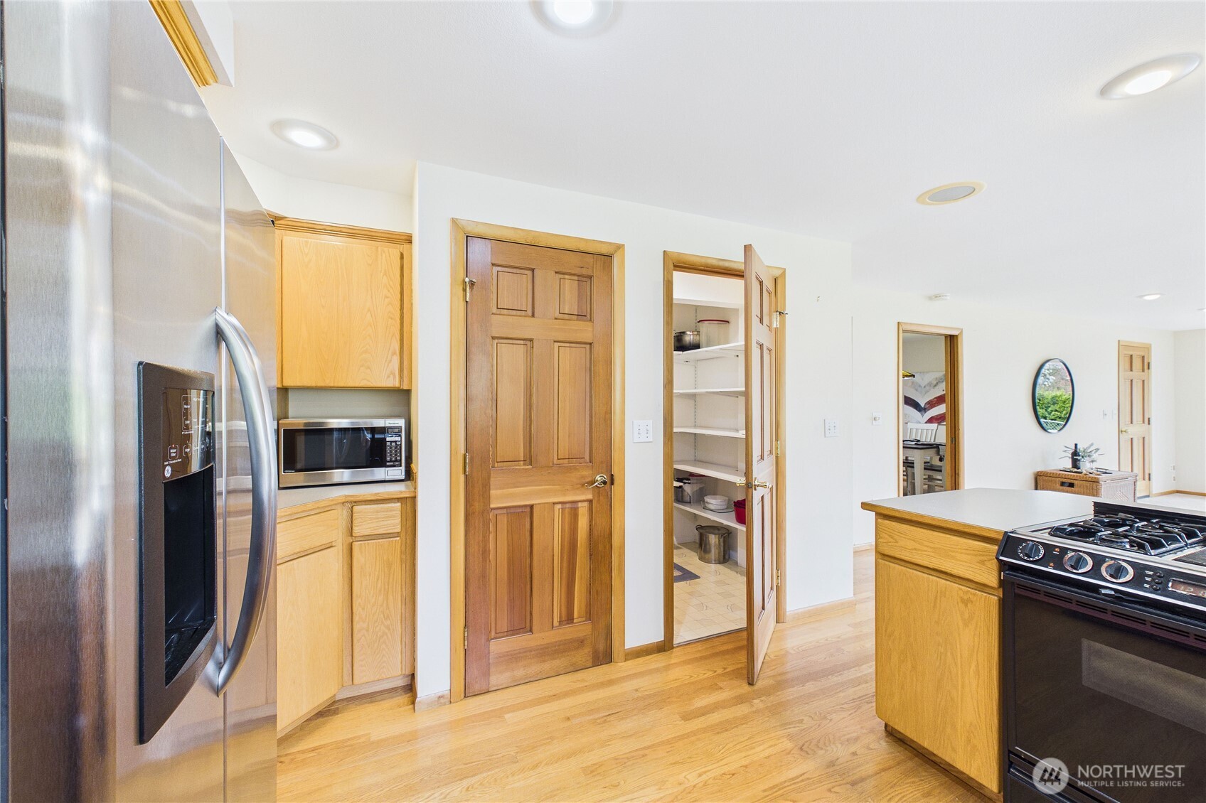 17851 9th Avenue NE, Poulsbo, WA 98370