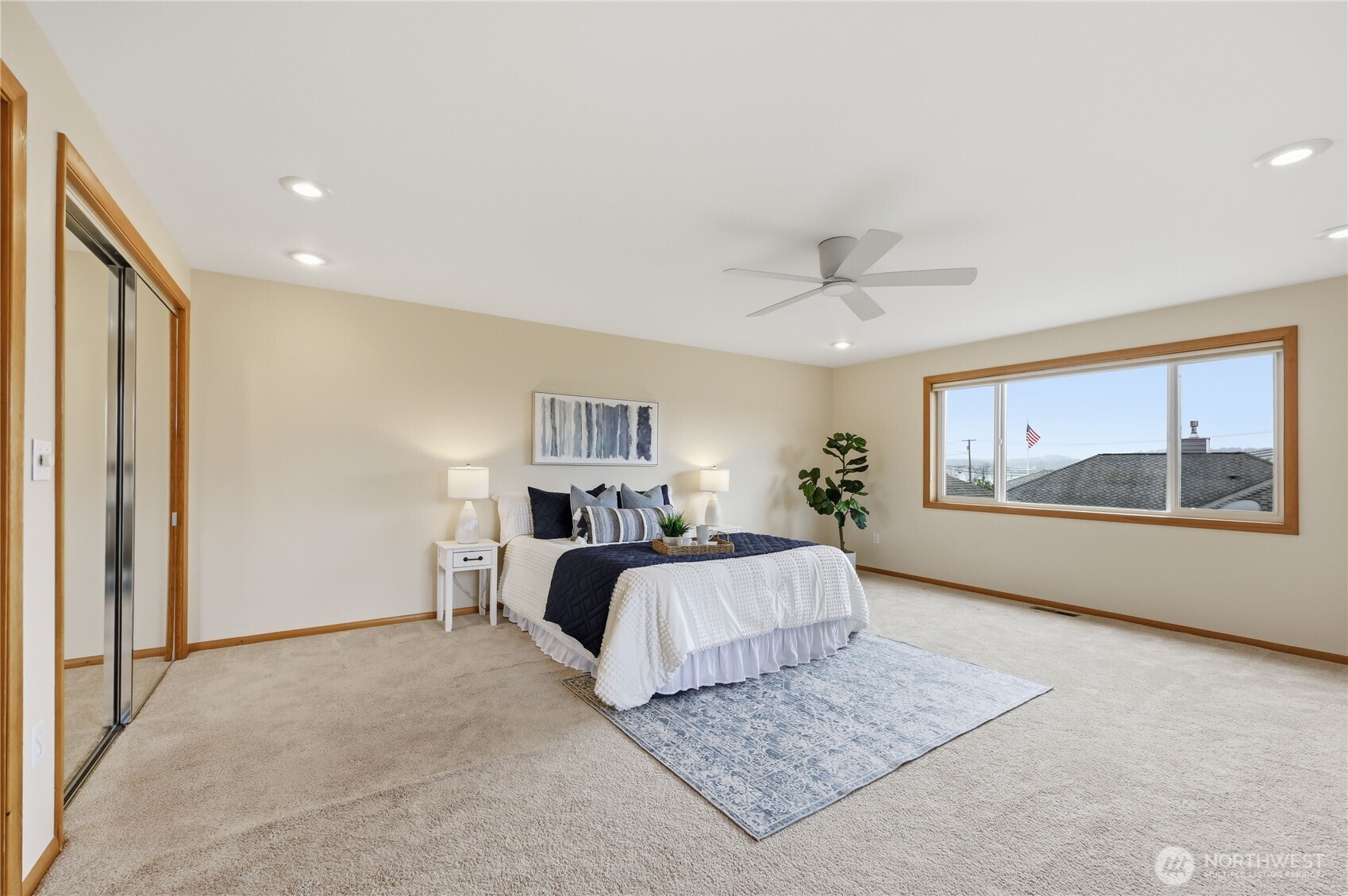 17851 9th Avenue NE, Poulsbo, WA 98370