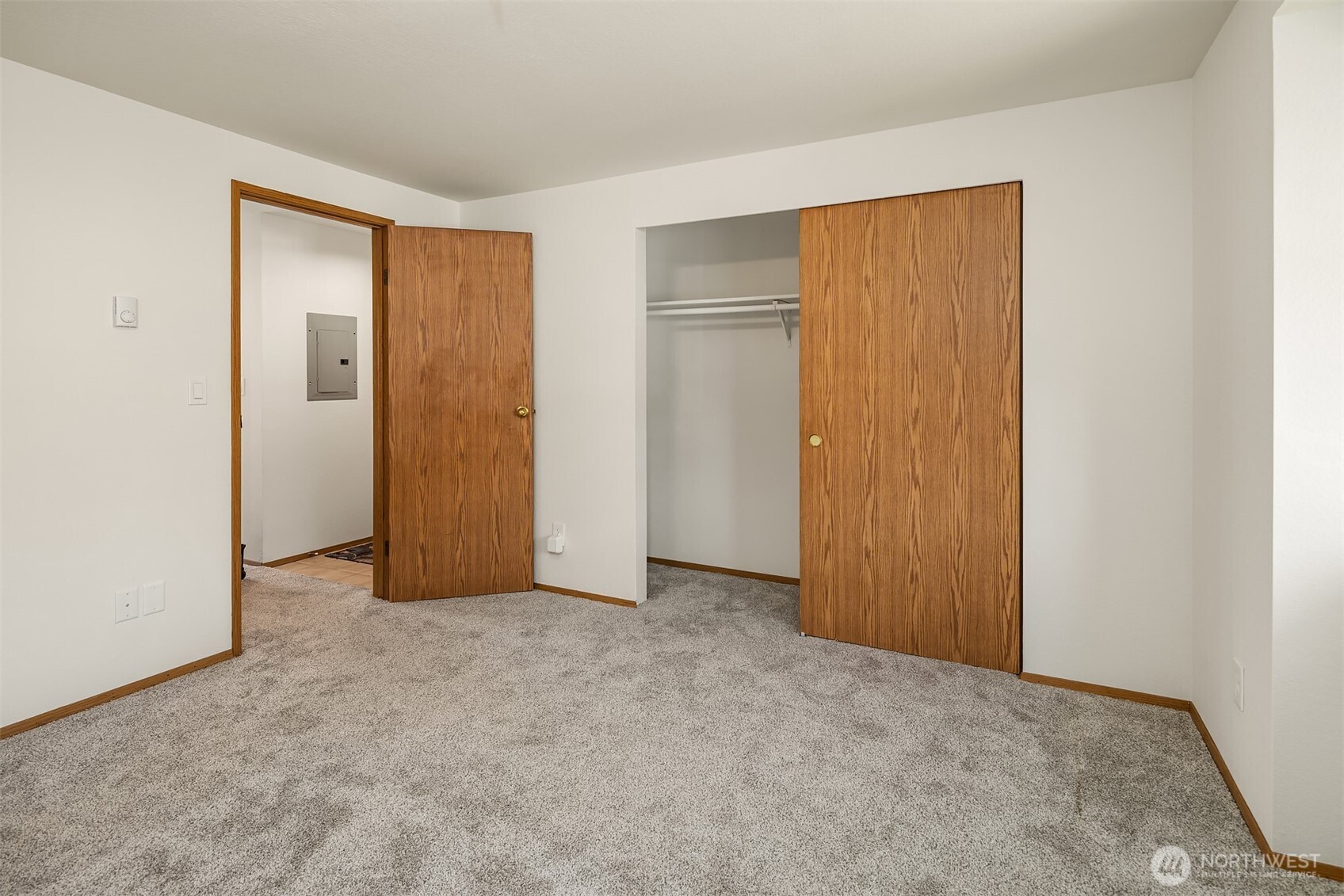 28602 16th Avenue S #301, Federal Way, WA 98003-6116