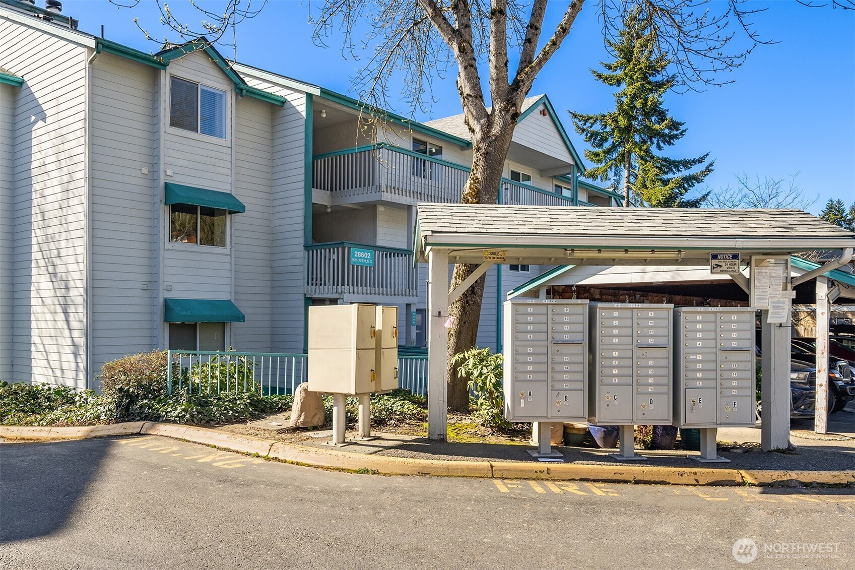 28602 16th Avenue S #301, Federal Way, WA 98003-6116