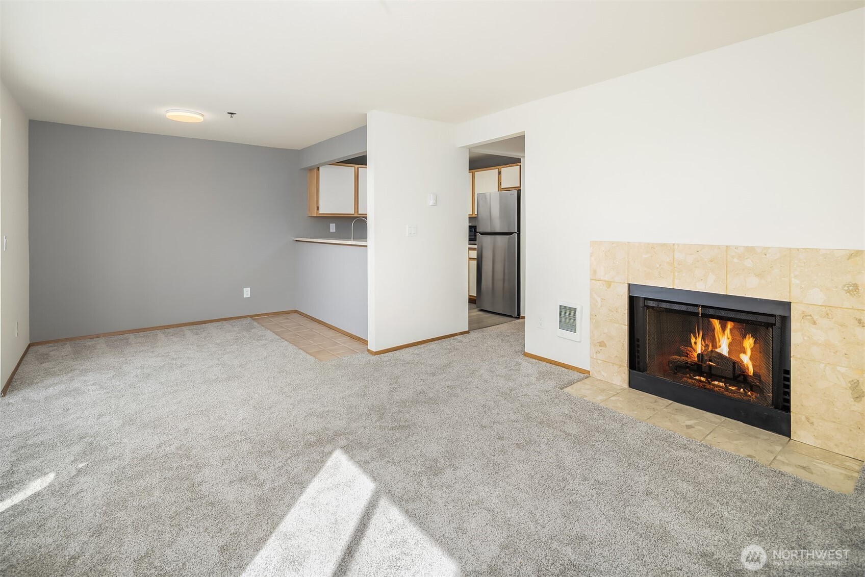 28602 16th Avenue S #301, Federal Way, WA 98003-6116