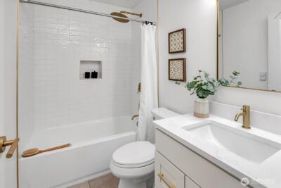 560 NE Alder Street , Issaquah, WA 98027 - Photo 13