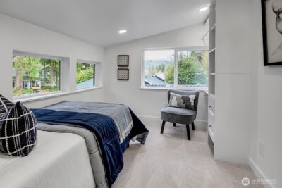 560 NE Alder Street , Issaquah, WA 98027 - Photo 18