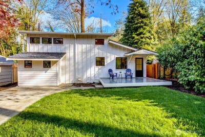 560 NE Alder Street , Issaquah, WA 98027 - Photo 2