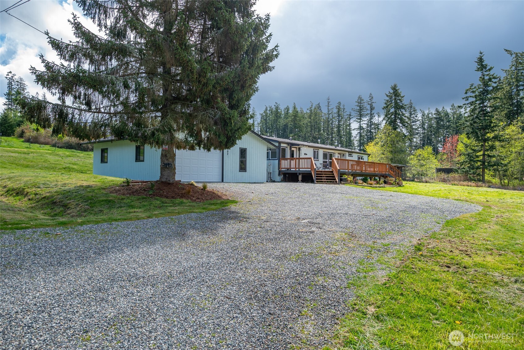 2192 Nautilus Road , Freeland, WA 98249