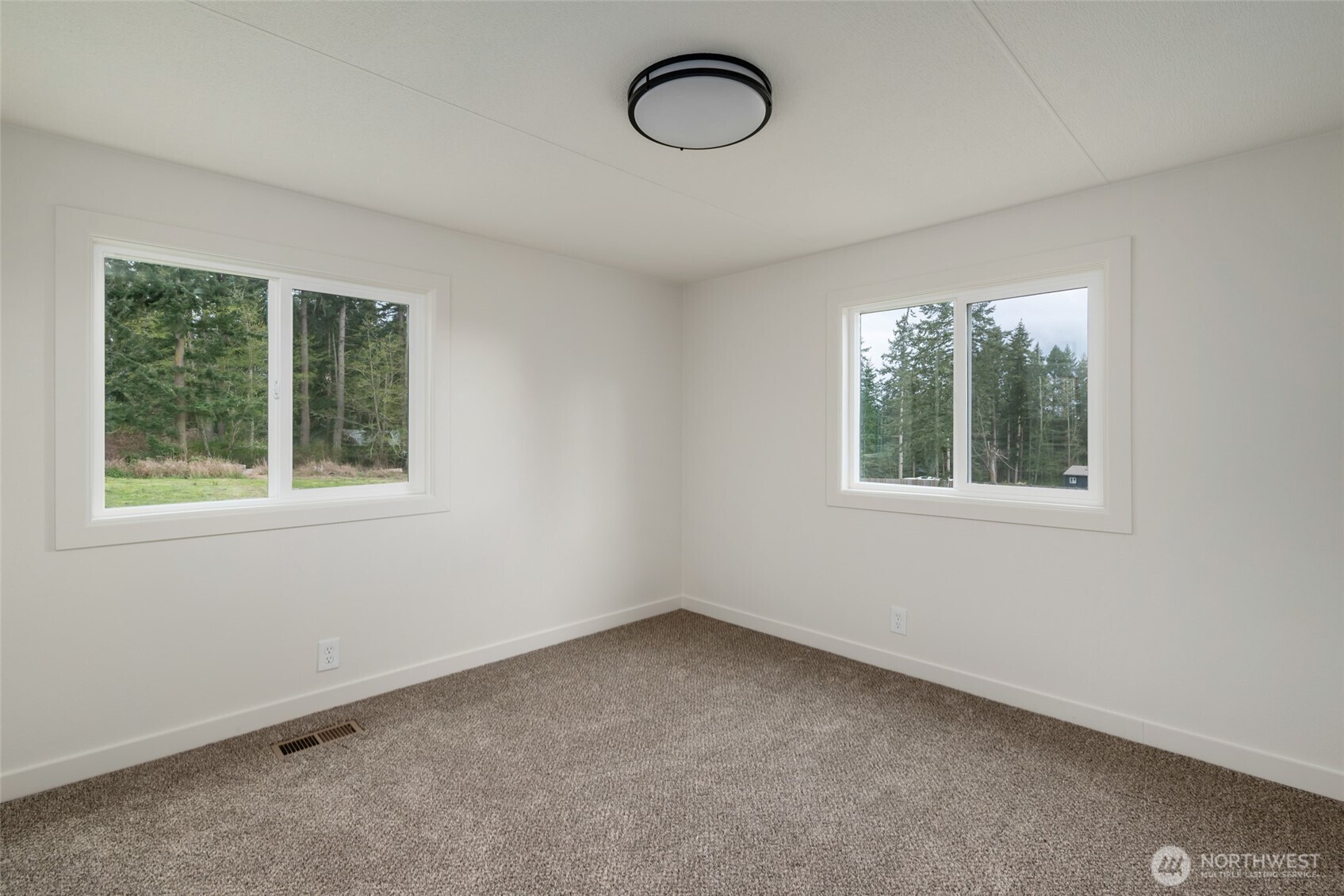 2192 Nautilus Road , Freeland, WA 98249