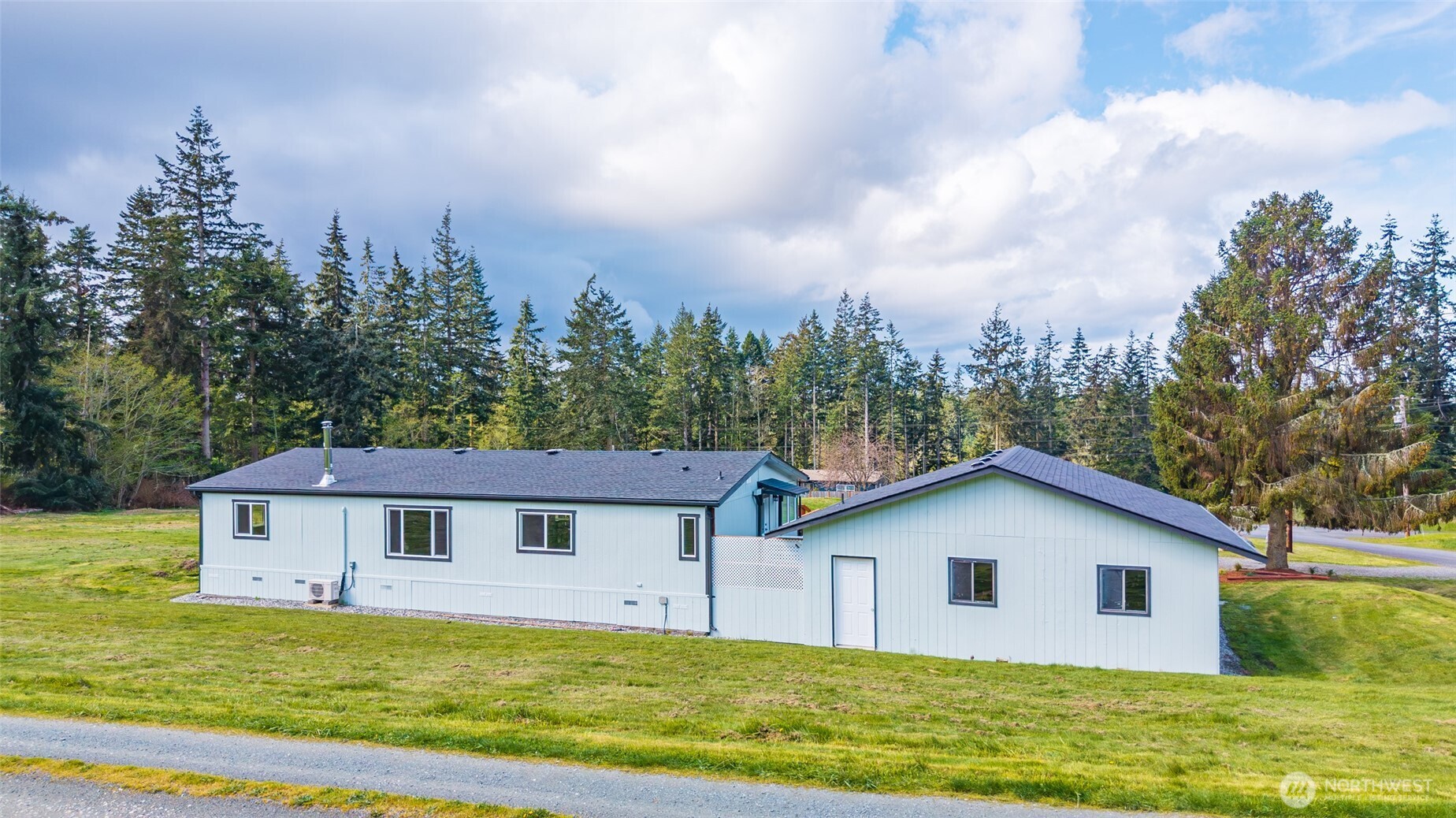 2192 Nautilus Road , Freeland, WA 98249