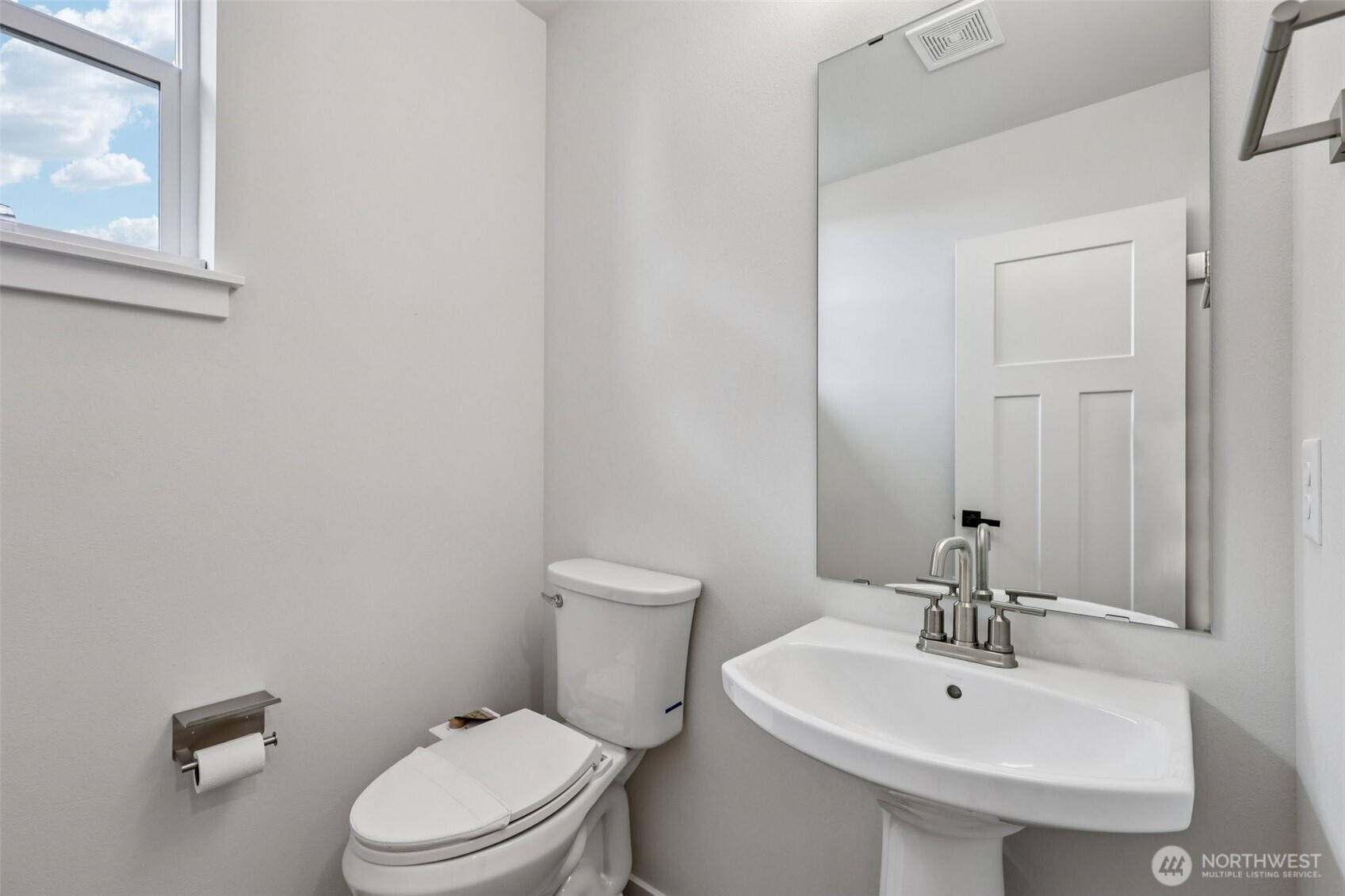 18351 134th Avenue E, Puyallup, WA 98374-1344