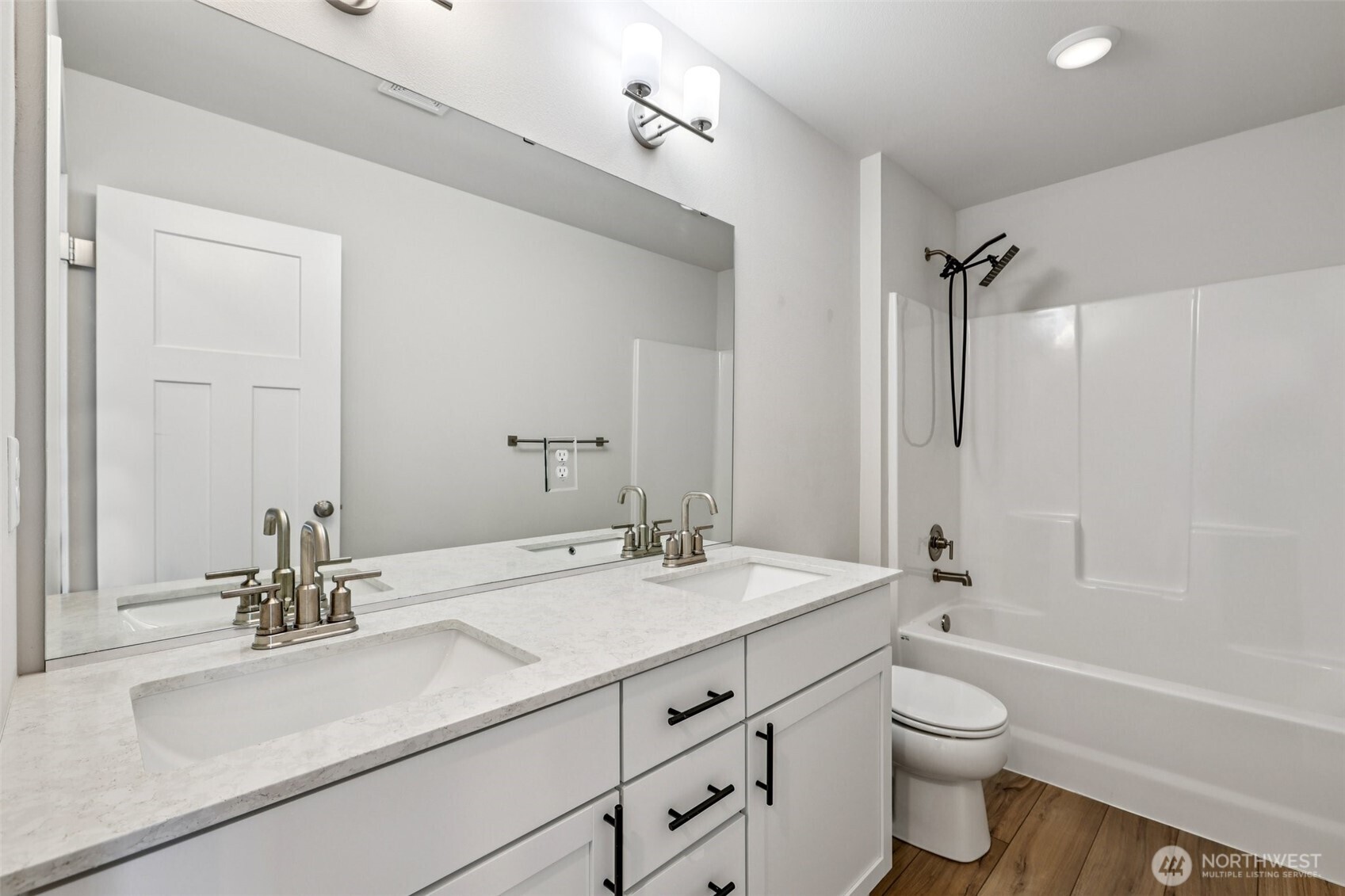 18351 134th Avenue E, Puyallup, WA 98374-1344