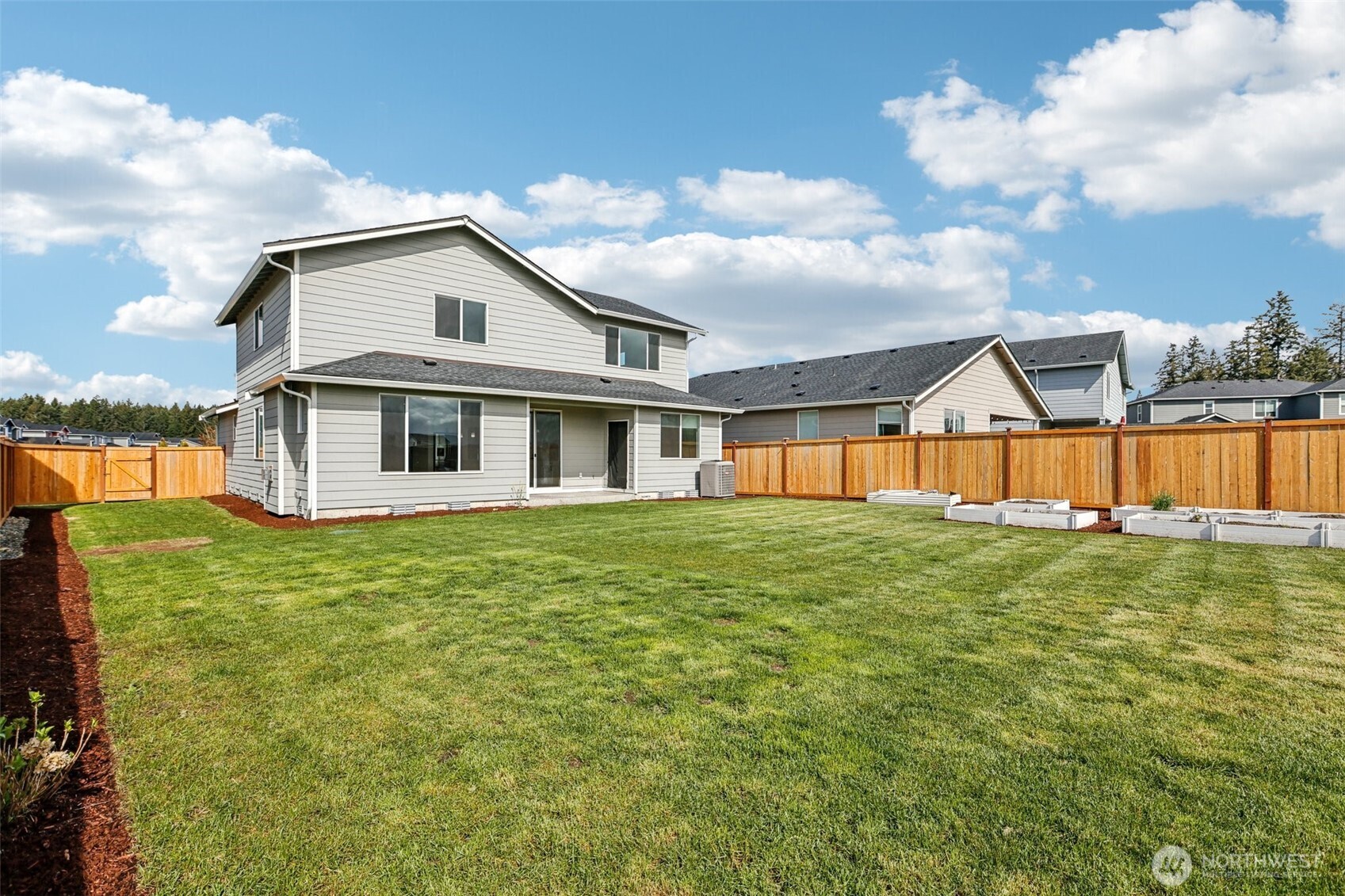 18351 134th Avenue E, Puyallup, WA 98374-1344