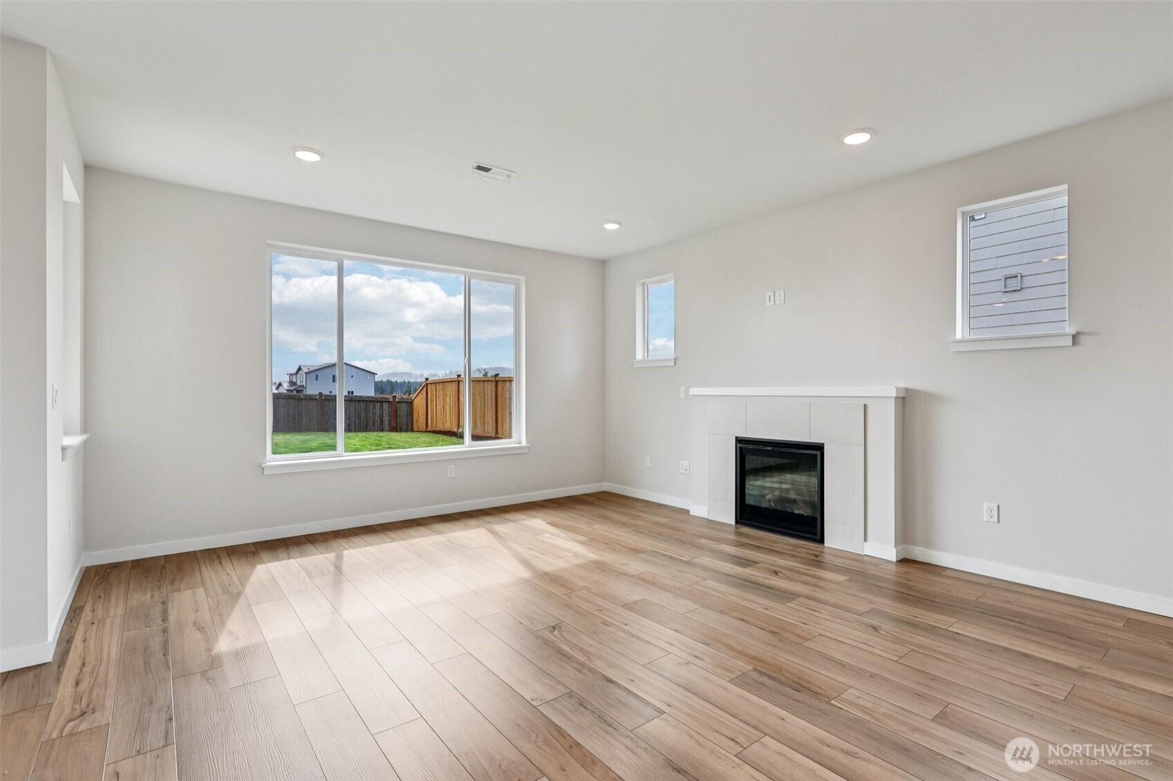 18351 134th Avenue E, Puyallup, WA 98374-1344