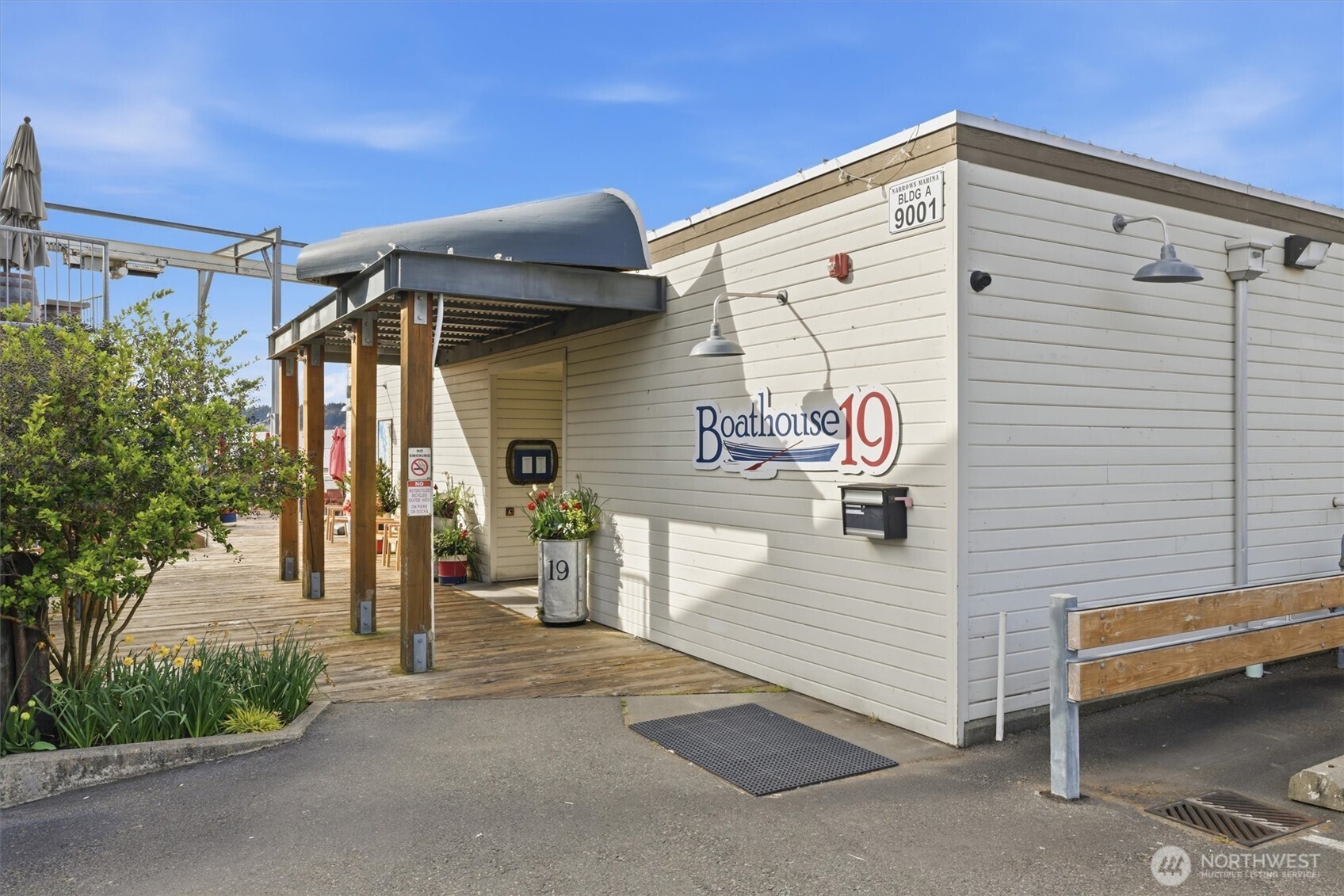 1668 S Wilton Rd , Tacoma, WA 98465