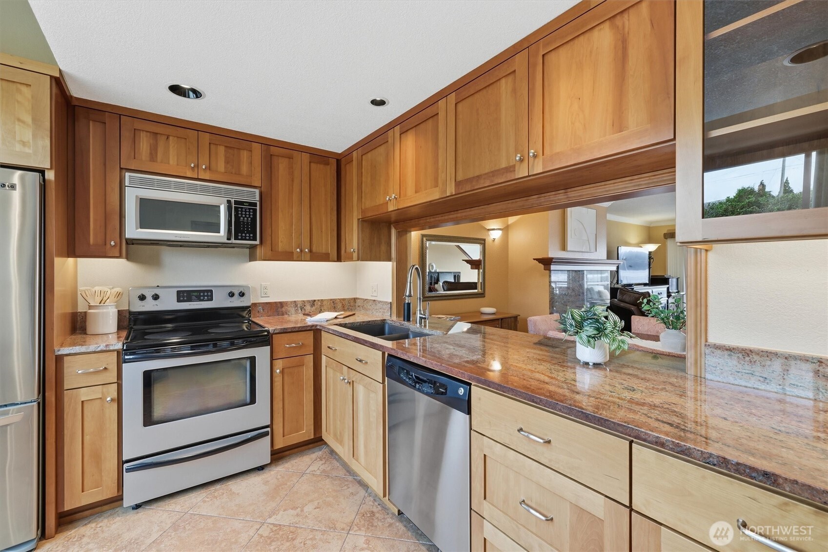 1668 S Wilton Rd , Tacoma, WA 98465