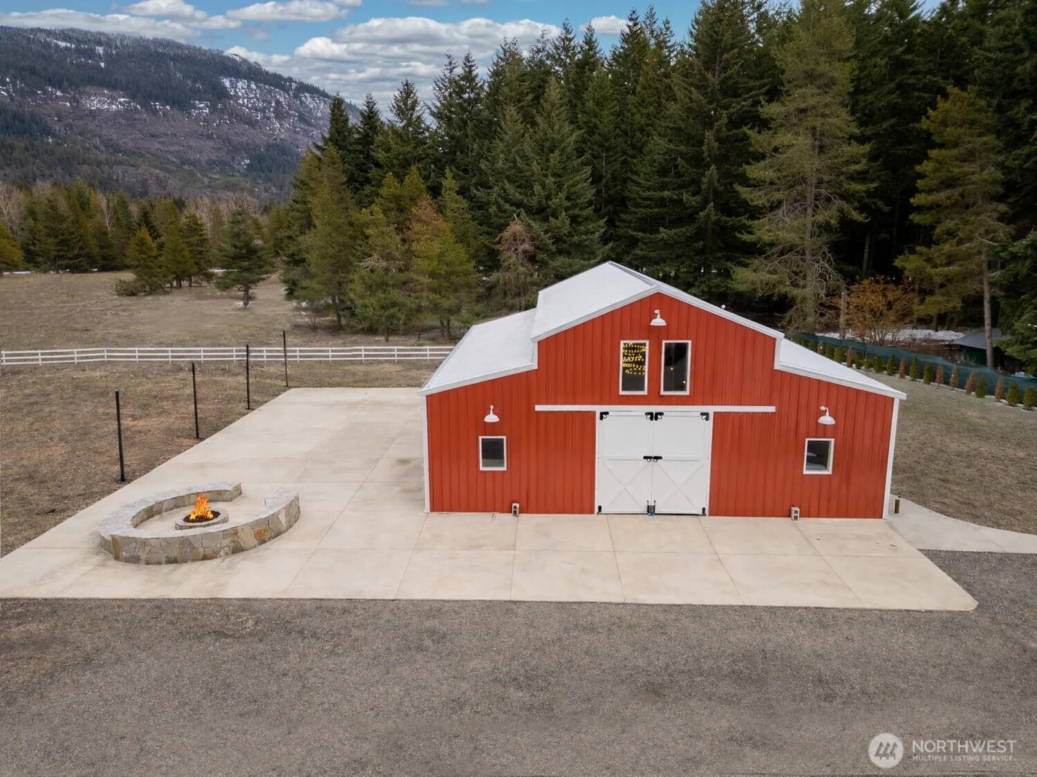 182 Silver Ridge Ranch Road , Easton, WA 98925-0000