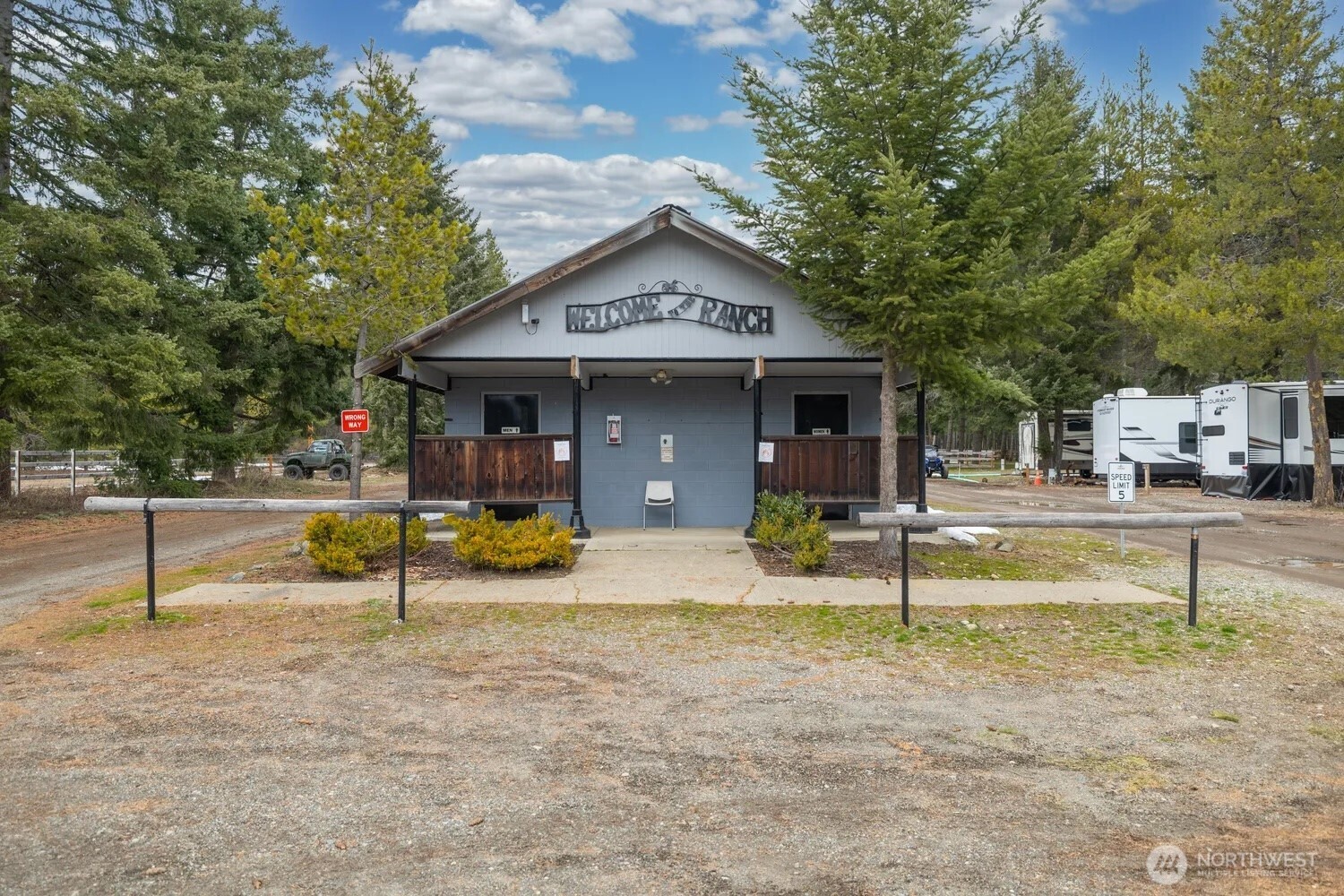 182 Silver Ridge Ranch Road , Easton, WA 98925-0000